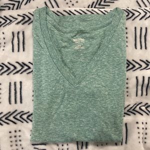 Basic Target V Neck